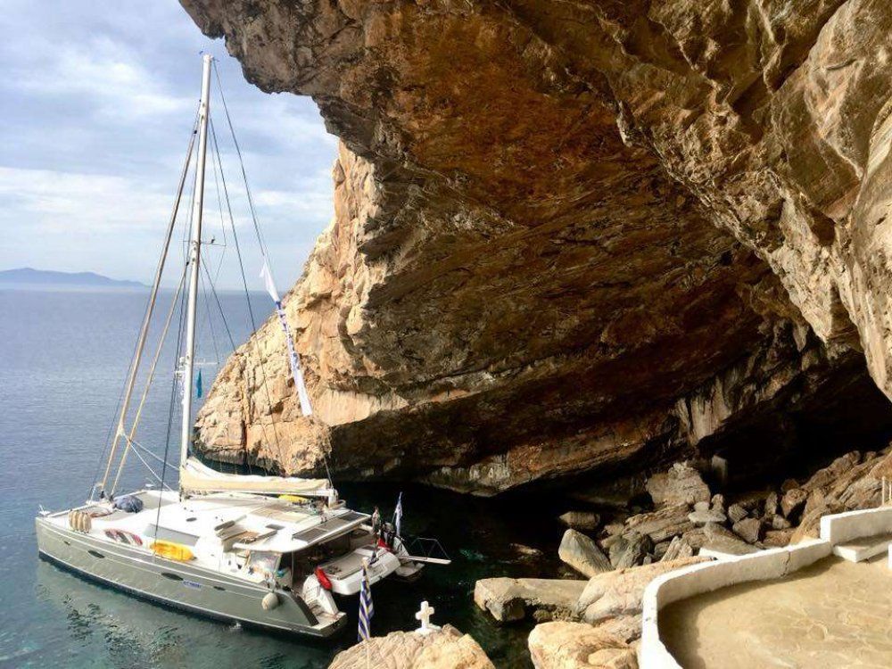 Catamaran world s end greece