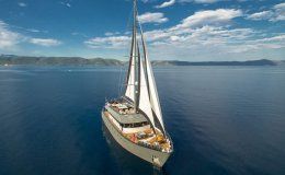Rara avis yacht for charter in croatia