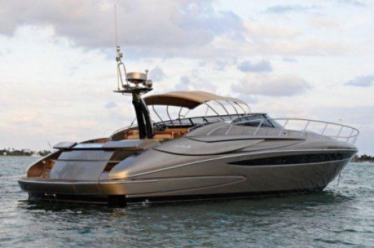 Charter yacht riva rivale 52 day charter ibiza