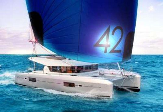 L42 catamaran for charter in italy