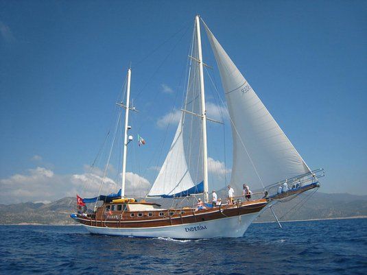 Enderim catamaran for charter in turkey