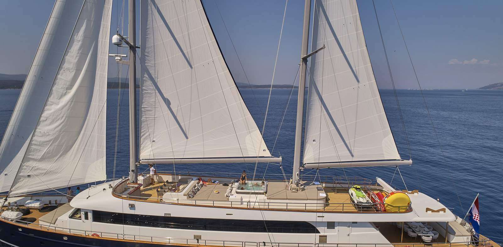 dalmatino_beautiful_yacht