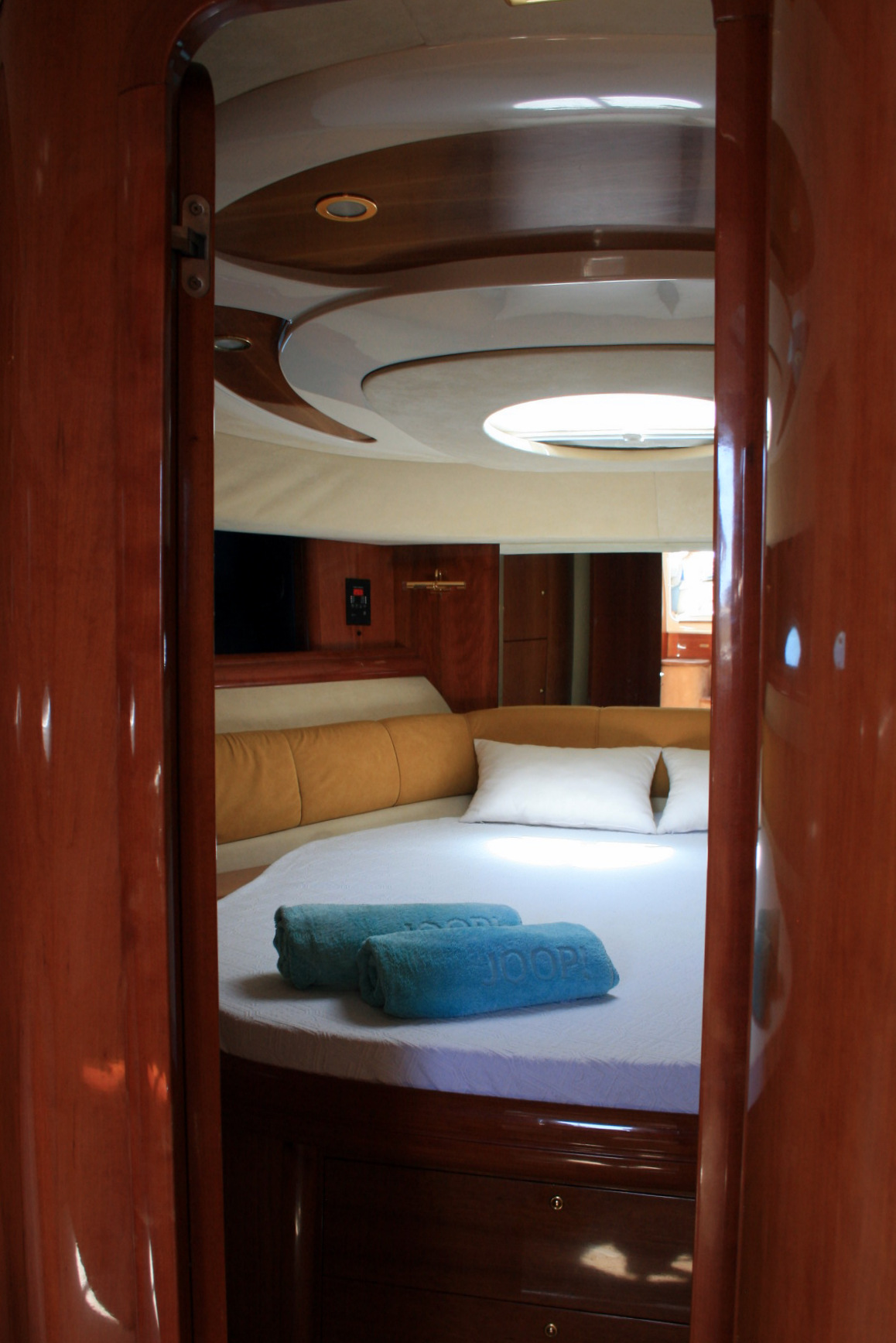 Mediterranee charter yacht ibiza alquiler yate 19.jpg