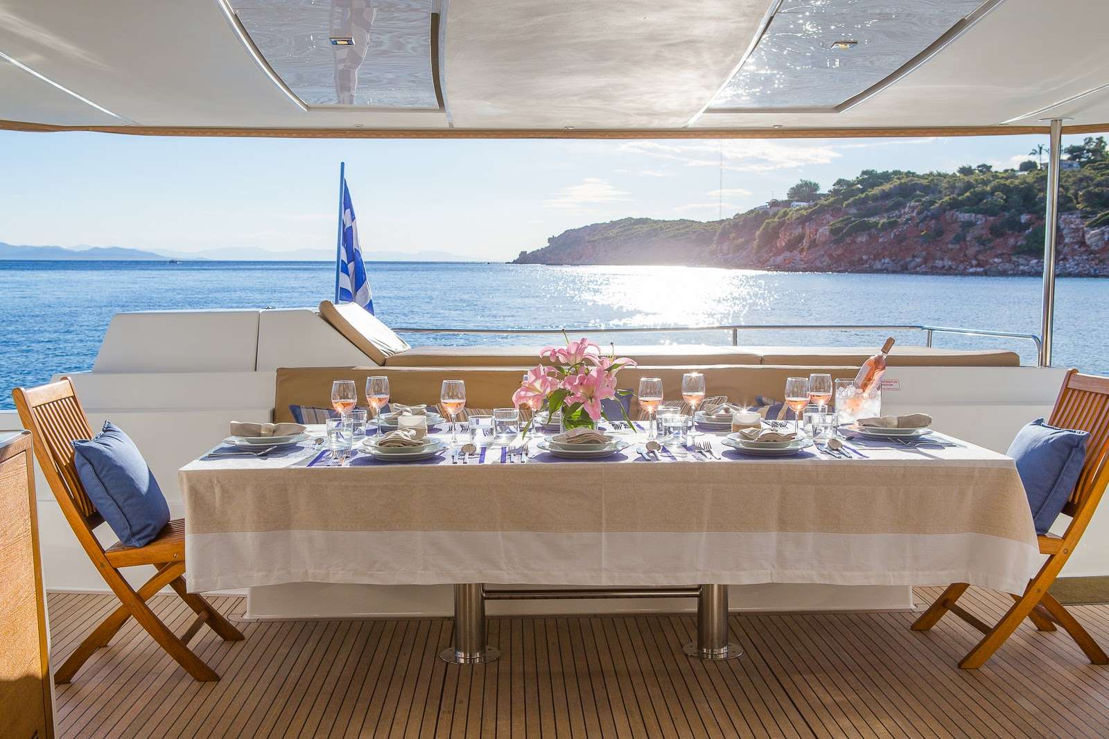 Jinks charter catamaran greece alquiler grecia 3