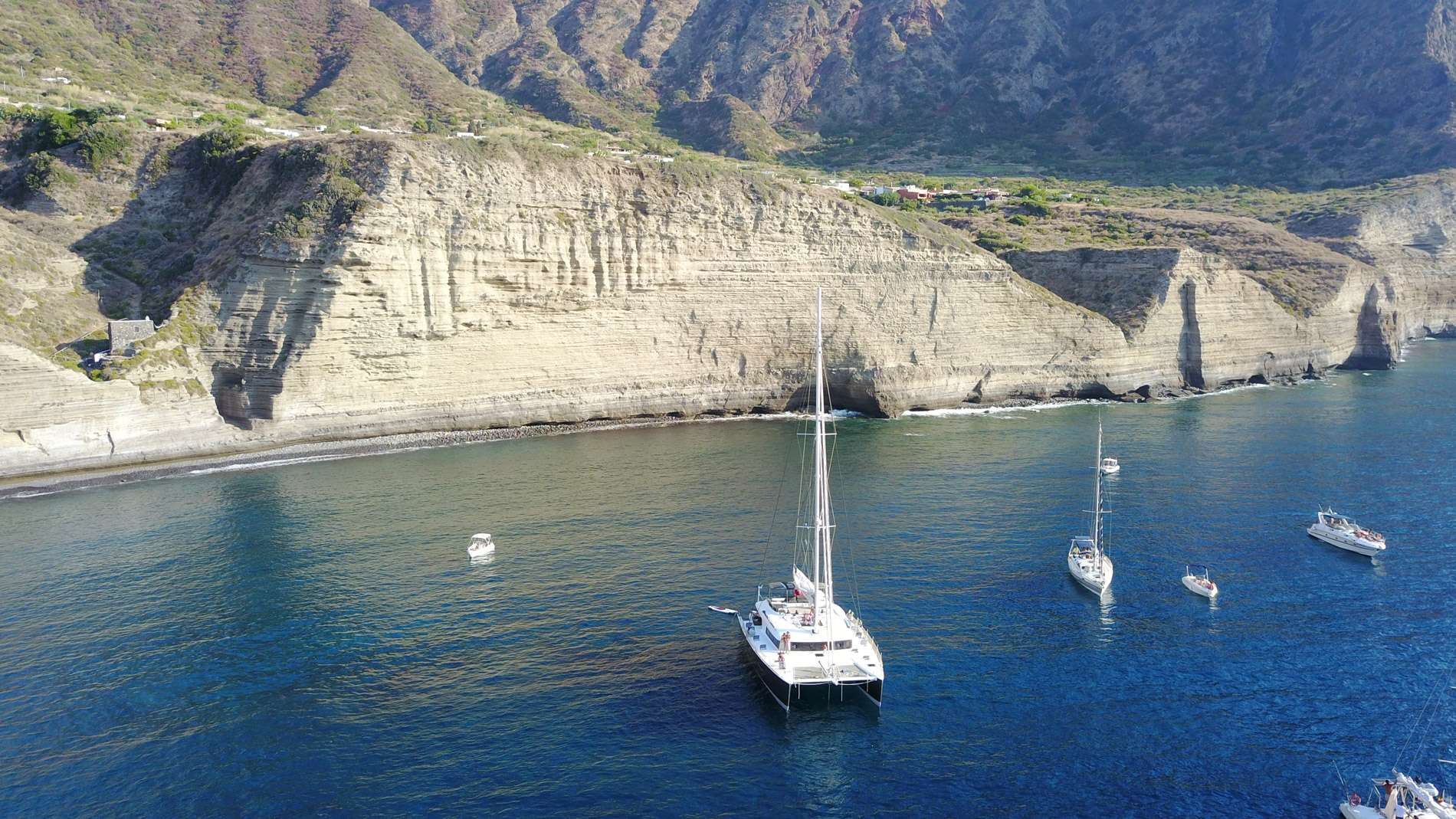Four charter catamaran sicily sicilia alquiler 13