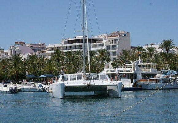 Cat charter catamaran ibiza alquiler fiestas 2