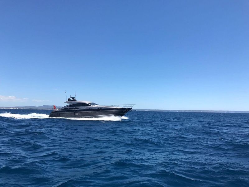 V70 charter yacht balearics alquiler yate baleares mallorca 1